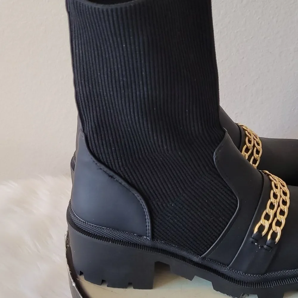 Black sock chain Boots
